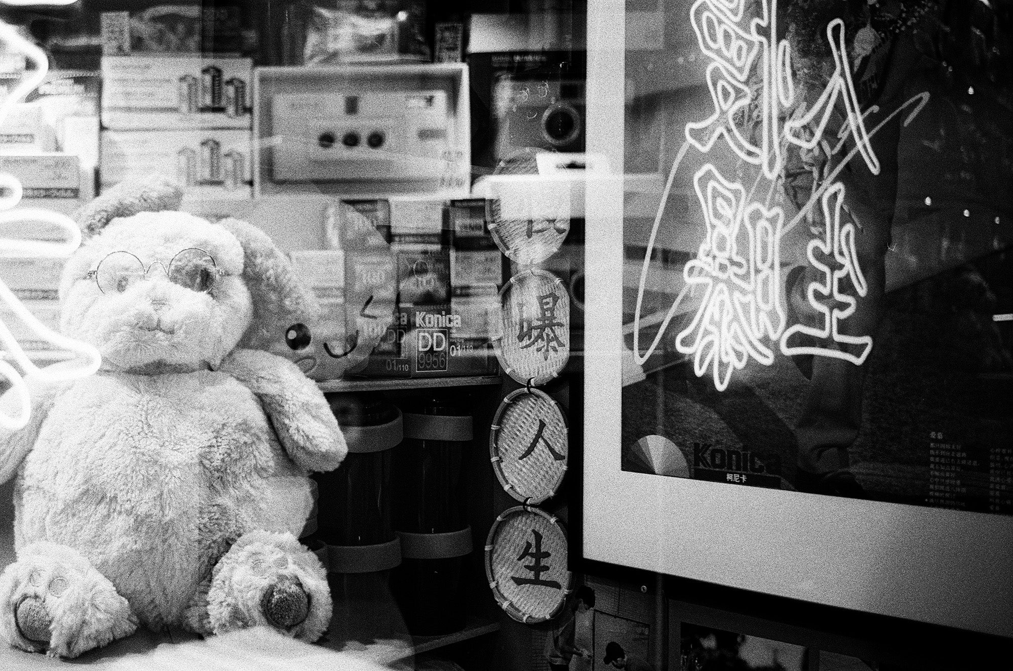 慢曝T5SWF5222 B&W 135 電影黑白菲林 Black & White motion picture film 感光度Iso: 250