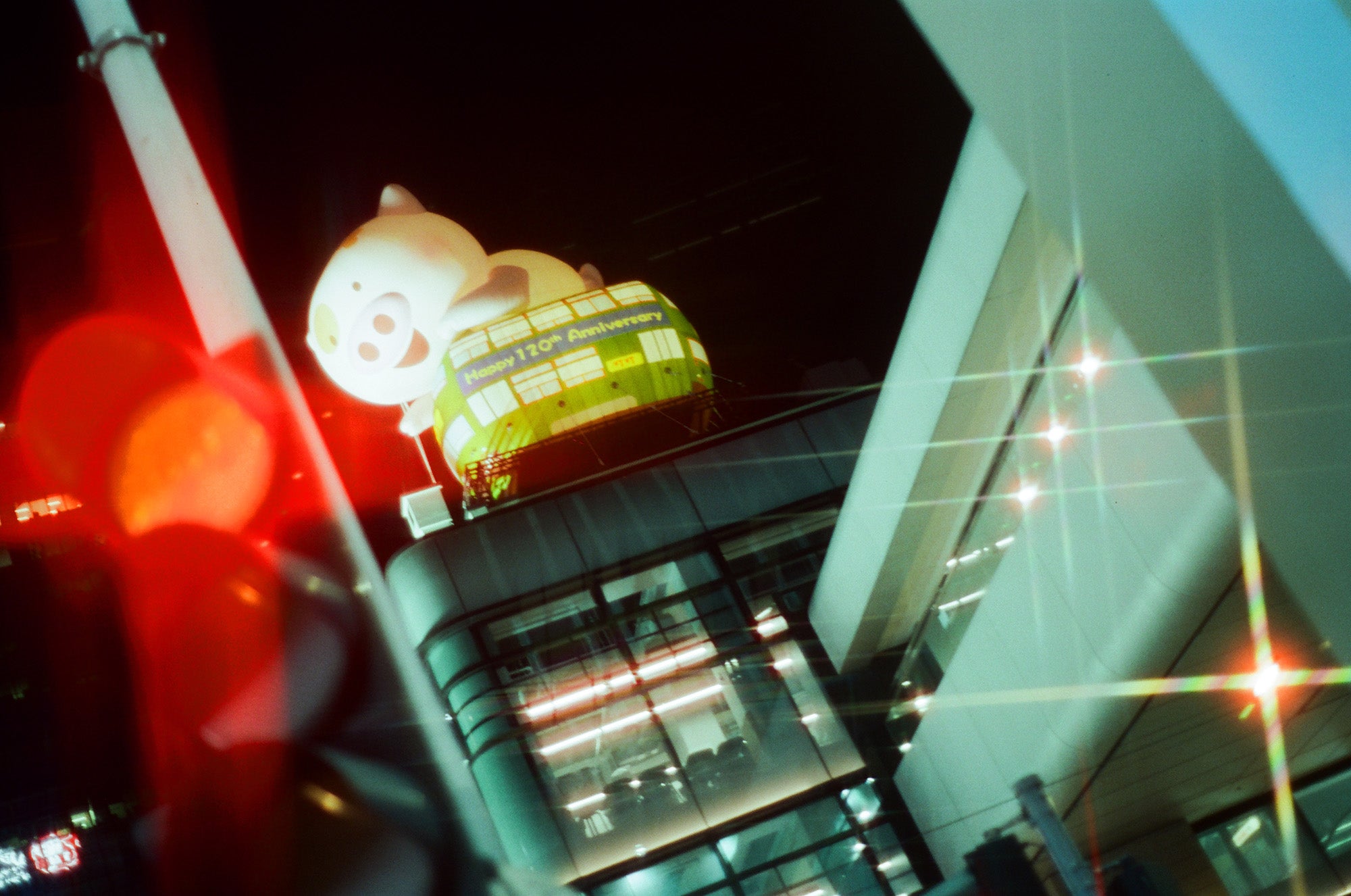 慢曝T5SWF Kinoeye800T C-41 135 冷色彩色負片菲林 Cool Tone Color Negative film 感光度Iso: Base iso800 (can extend from iso 640-800) DXcoded
