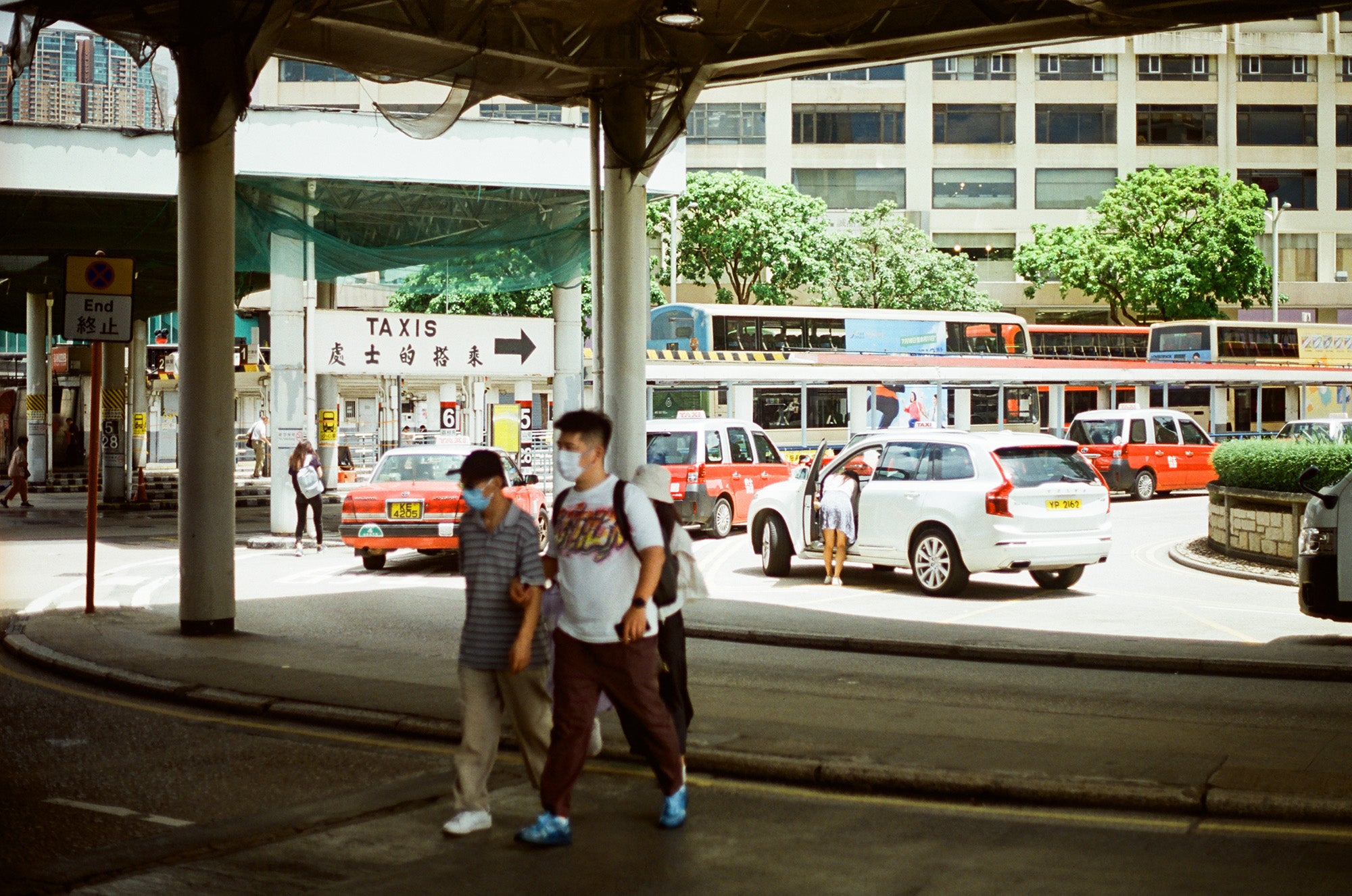 慢曝T5SWF5207 ECN-2 暖色電影彩色菲林 Warm Tone Color Motion Picture film 感光度Iso: 250-320 (DX Coded iso200)