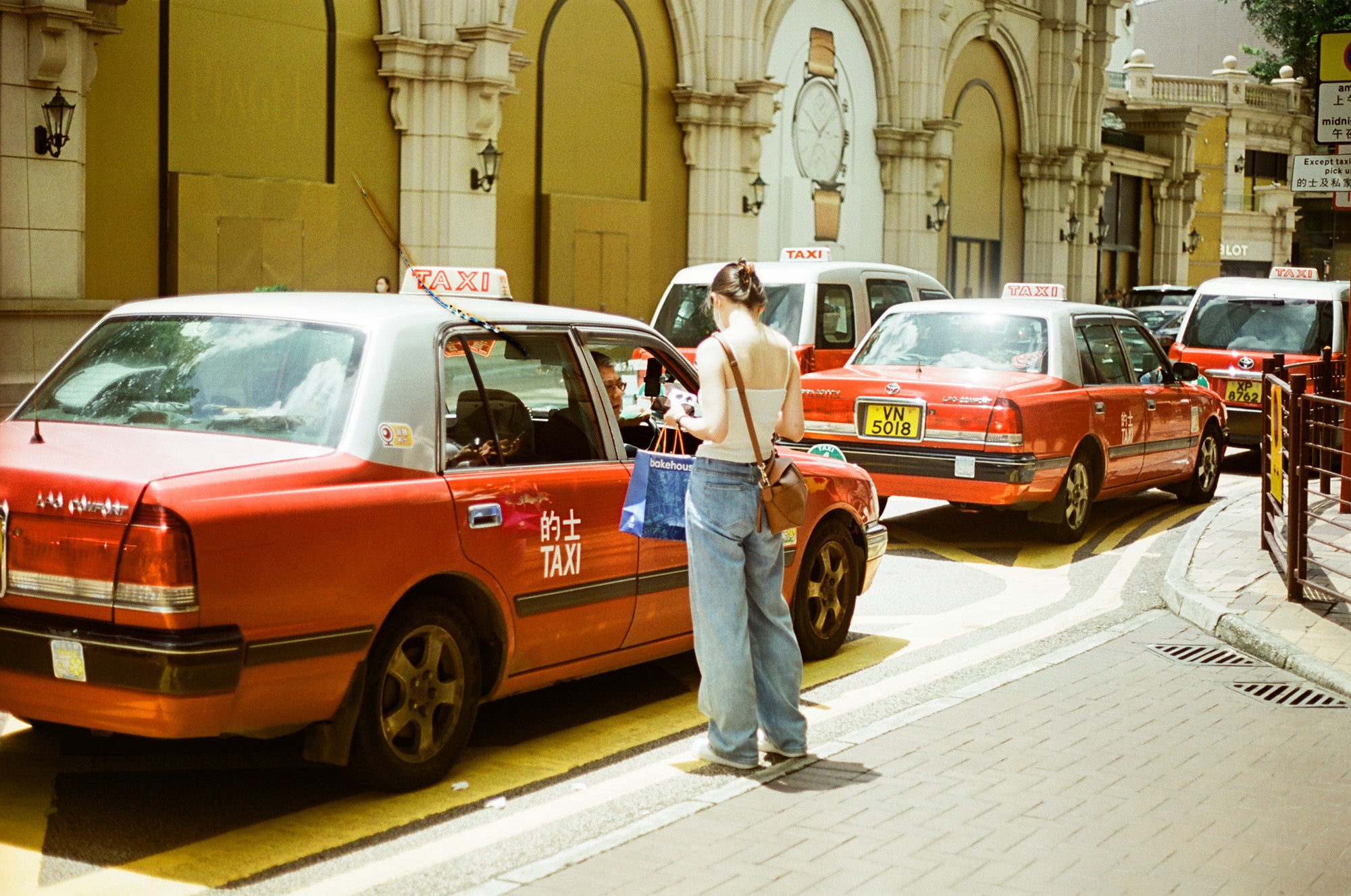 慢曝T5SWF5207 ECN-2 暖色電影彩色菲林 Warm Tone Color Motion Picture film 感光度Iso: 250-320 (DX Coded iso200)