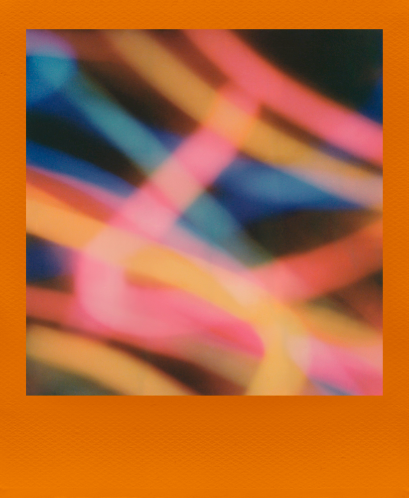 寶麗來 Polaroid Color 彩色彩虹邊框即影即有相紙 i-Type Film COLOR FRAME 8 Instant Photos 8張 (適用於I-Type 相機camera ONLY)