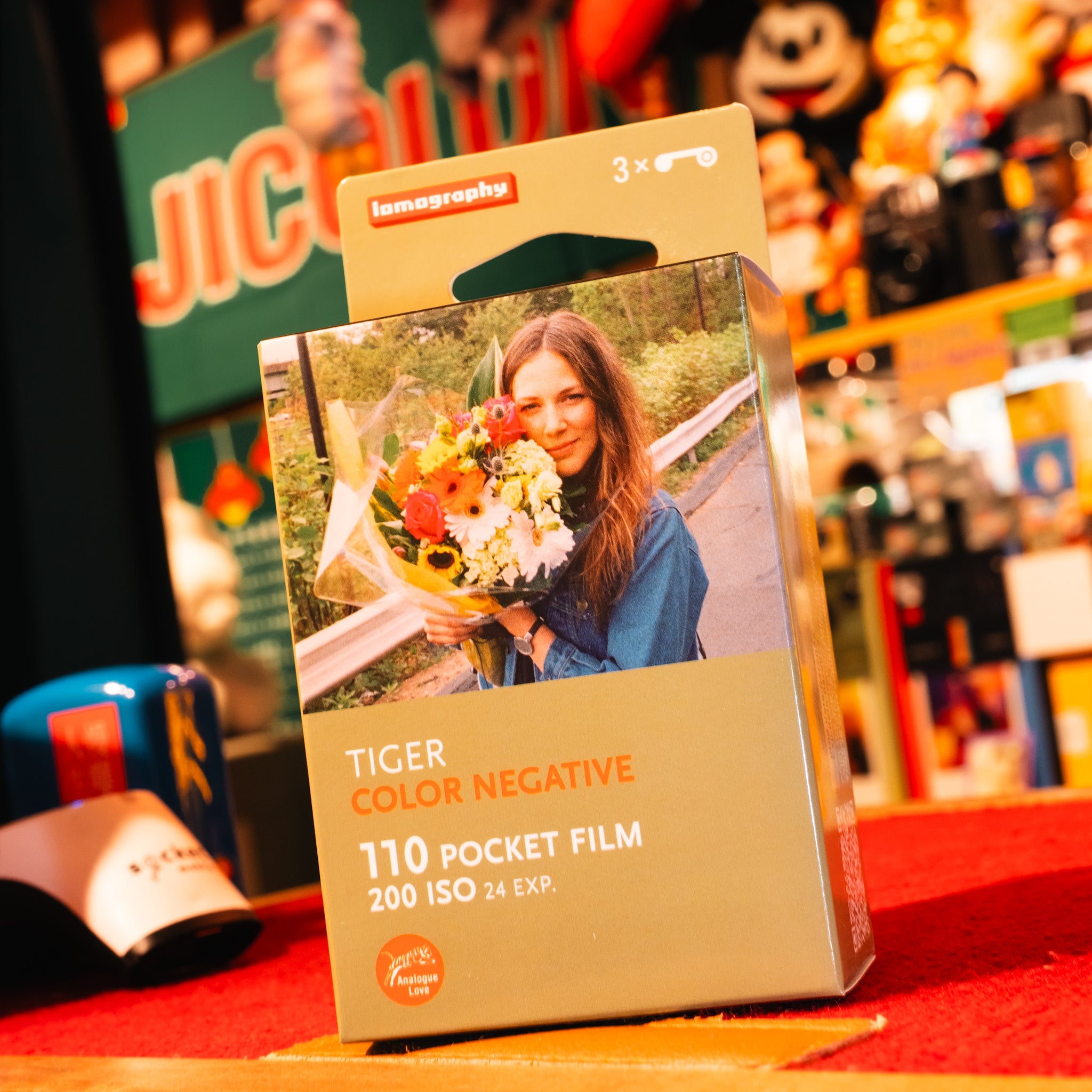 Lomo Lomography Color Tiger ISO 200 110 x3 彩色負片(一盒三卷)