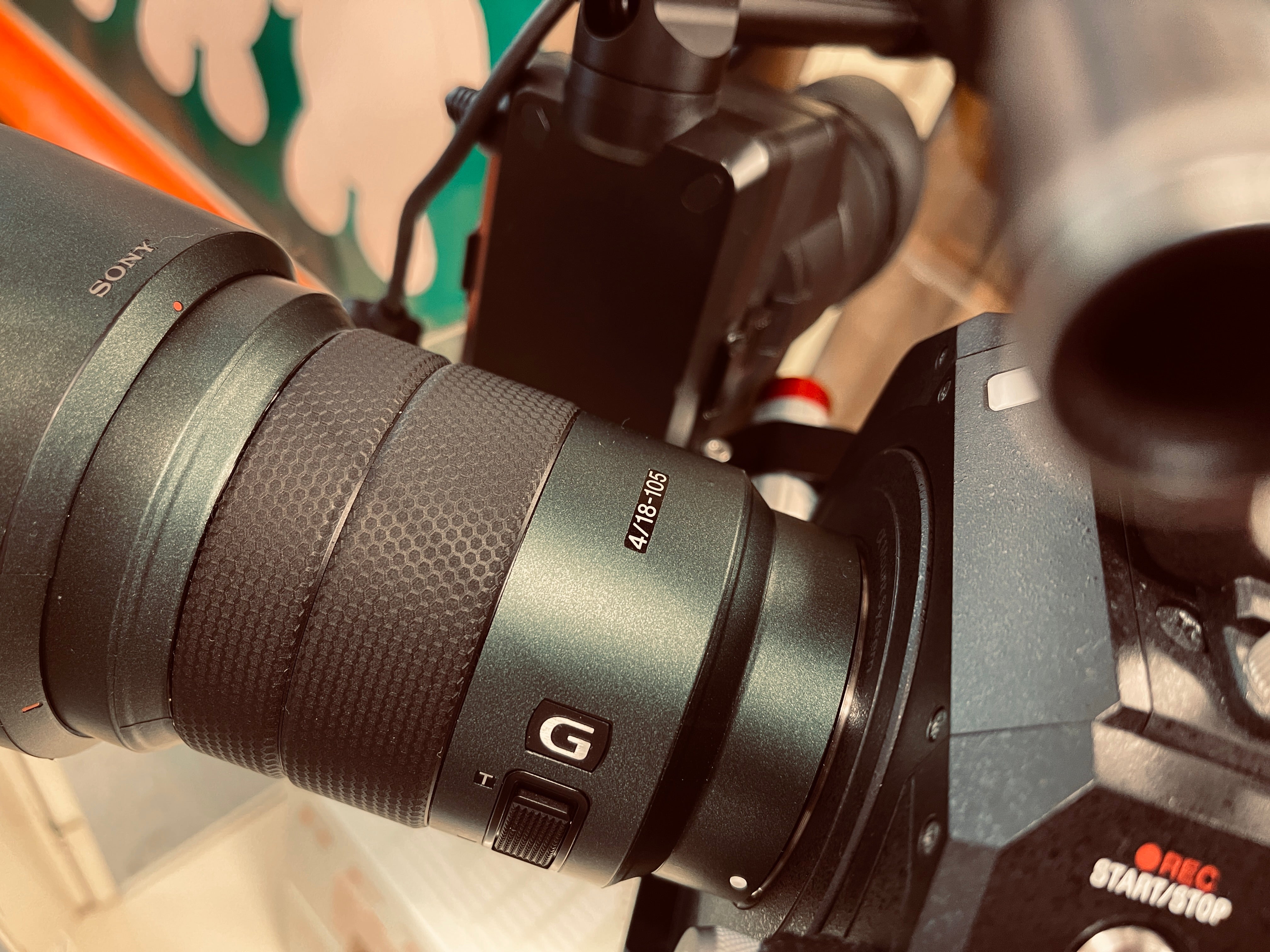 Sony FS7 Mark 1 with 18-110(New) & 120 GB XQD with reader， battery and charger