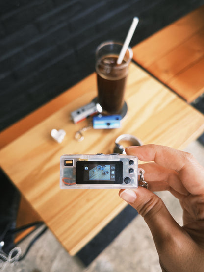 預訂中 Pre-Ordering：柯達 Kodak Charmera 鑰匙圈數位相機盲盒 Digital Keychain Camera